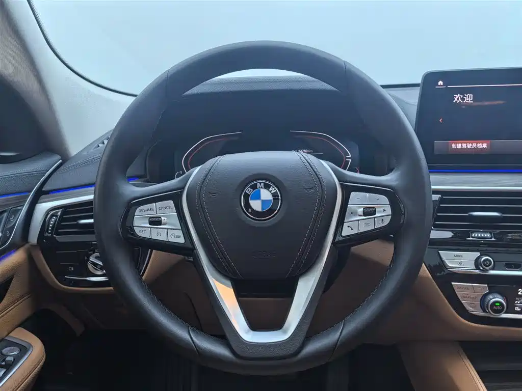 BMW 6 Series GT 2024 2022 Model 630i Luxury Design Package