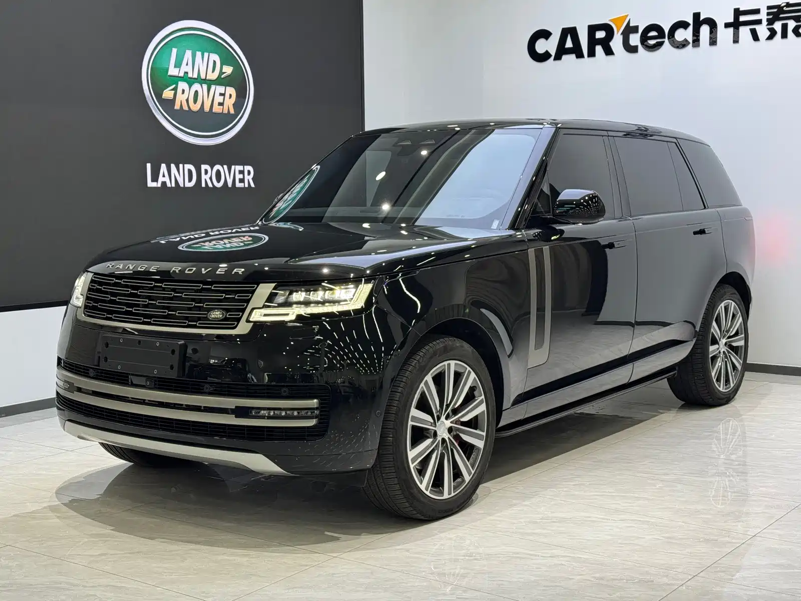 Фото 1 - Land Rover Range Rover