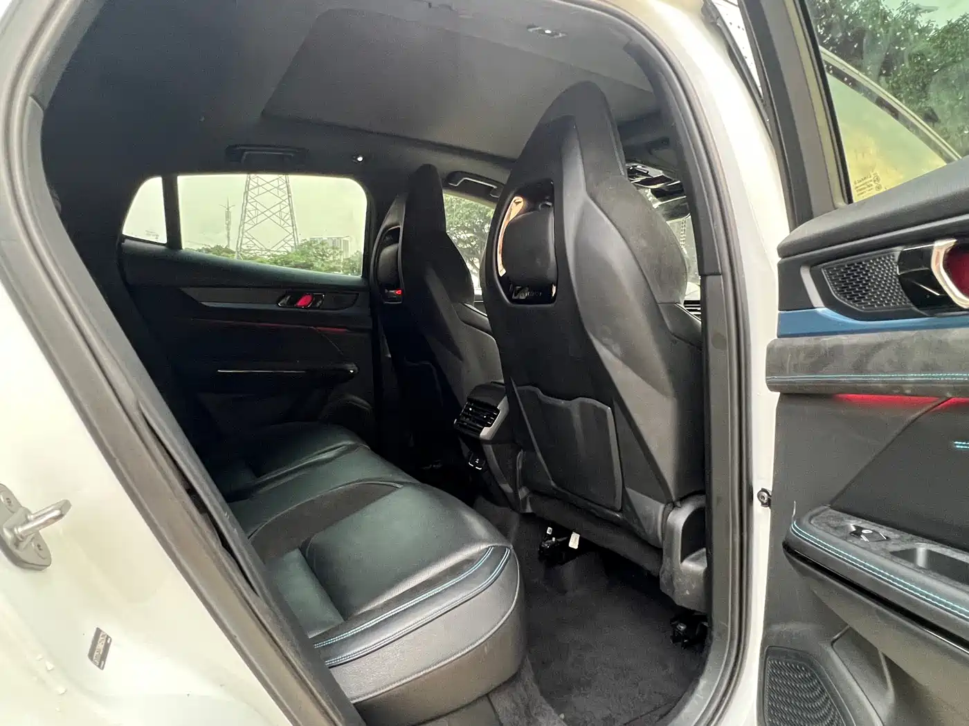Lynk & Co 05 EM-P 2021 1.5TD PHEV HALO фото 19
