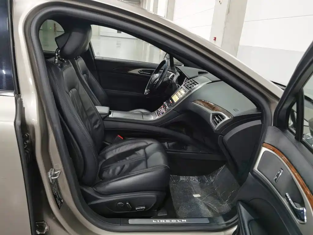 Lincoln MKZ 2018 2017 2.0T Exclusive Edition