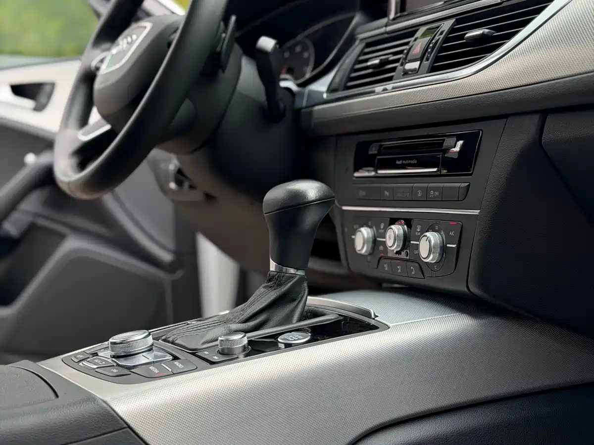Audi A6L 2014 2014 TFSI Standard