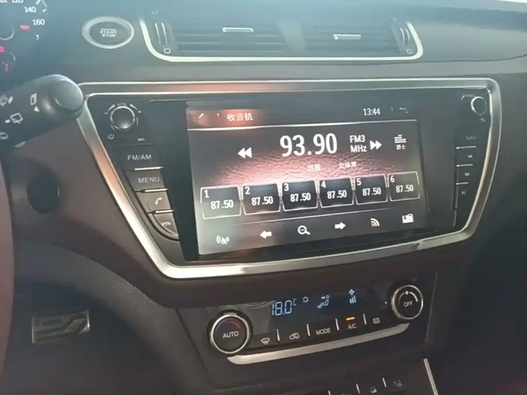 Landwind X7 2017 2015 2.0T Panorama Premium