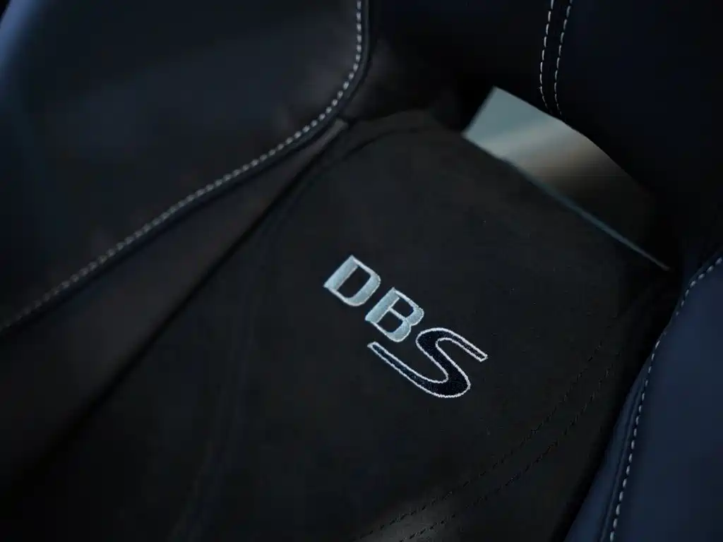 Aston Martin DBS 2010 2009 6.0 Touchtronic Coupe