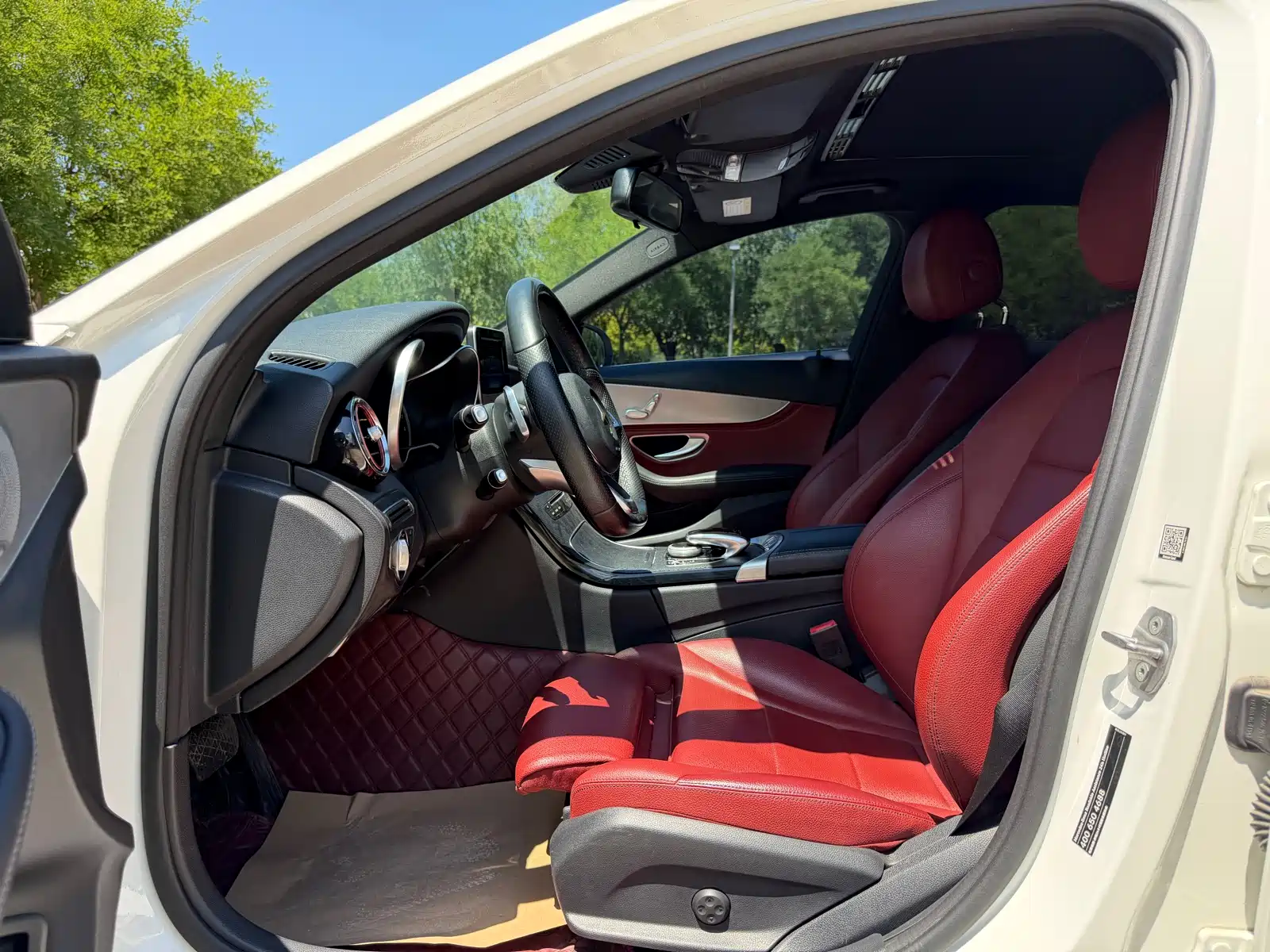 Фото 9 - Mercedes-Benz C-Class