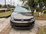 Photo 2 - Volkswagen Touran