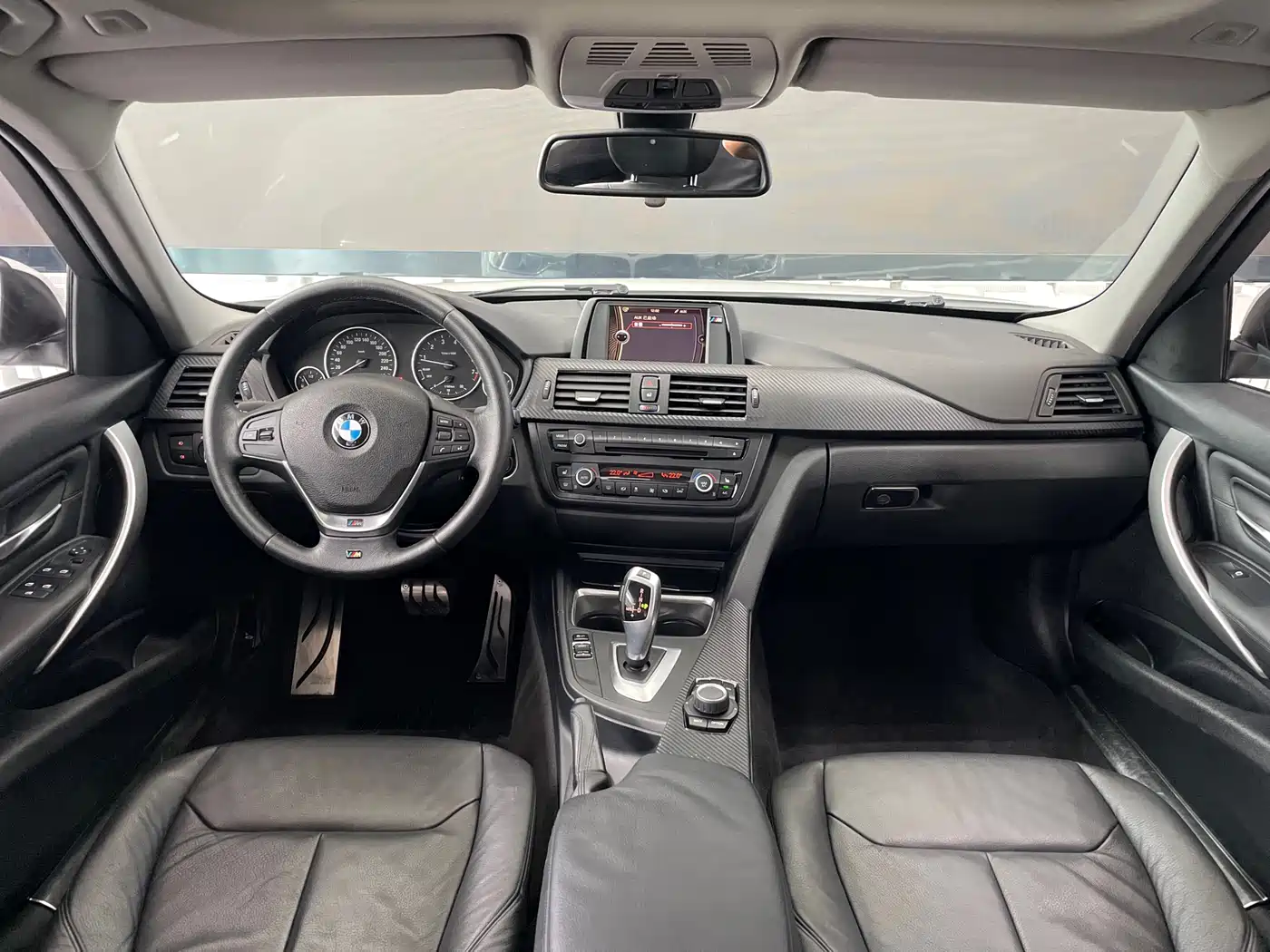 BMW 3 Series 2013 320i Fashion фото 19