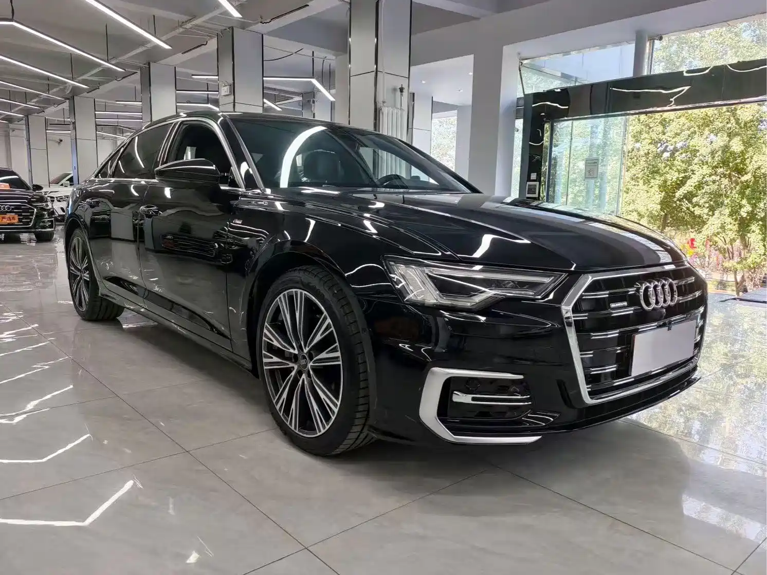 Photo 6 - Audi A6L