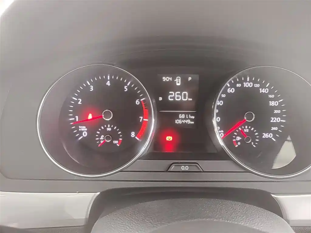 Volkswagen Lamando 2015 230TSI DSG Style фото 12
