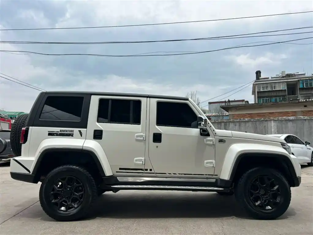 BAIC ORV Beijing Offroad BJ40 2023 2.0D Automatic 4WD Blade Hero Edition Knight Type фото 3