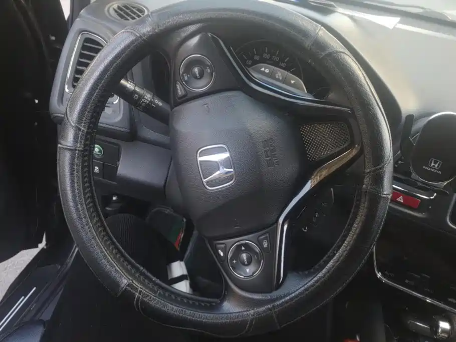 Photo 15 - Honda Vezel