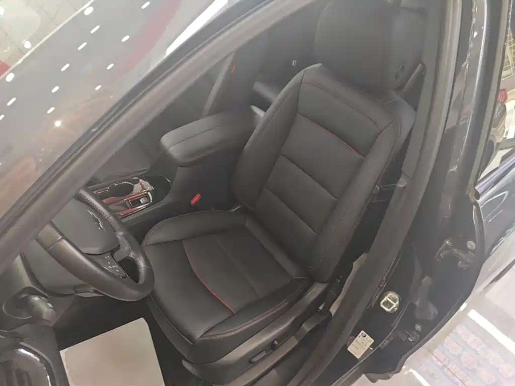 Chevrolet Equinox 2023 2022 Mild Hybrid 550T RS Intelligent Expansion Edition