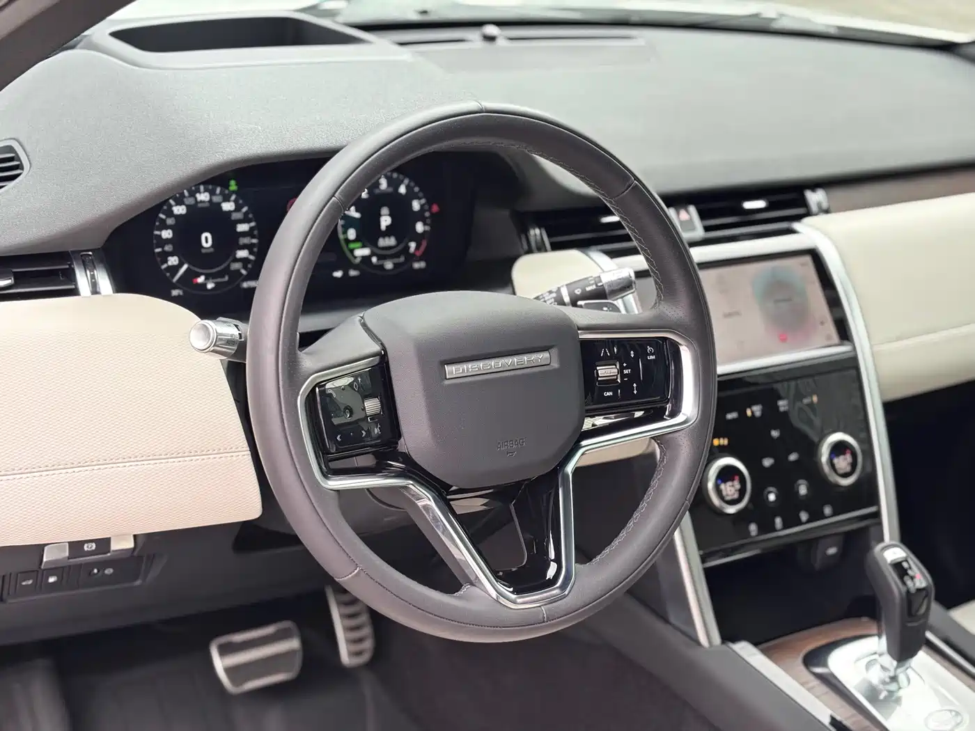 Land Rover Discovery Sport PHEV 2022 2022 Model P300e Performance Technology Edition