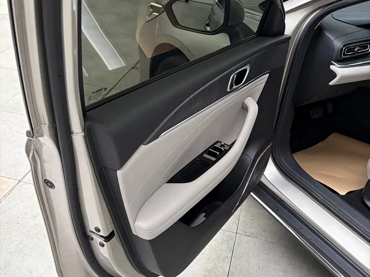Geely Galaxy Galaxy Stellar 6 2025 2025 Base Version