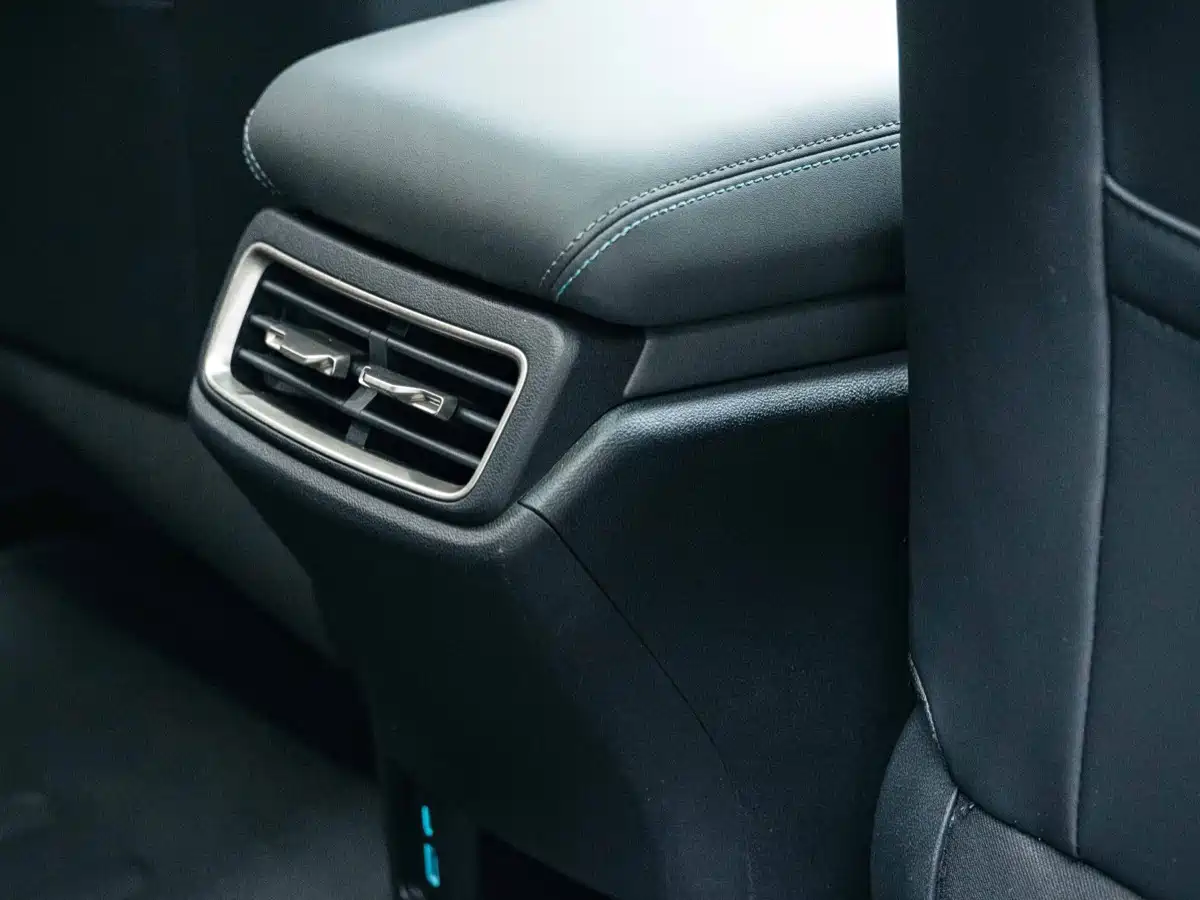 BYD Qin L 2025 DM-i Smart Drive Edition 120KM Leading фото 19