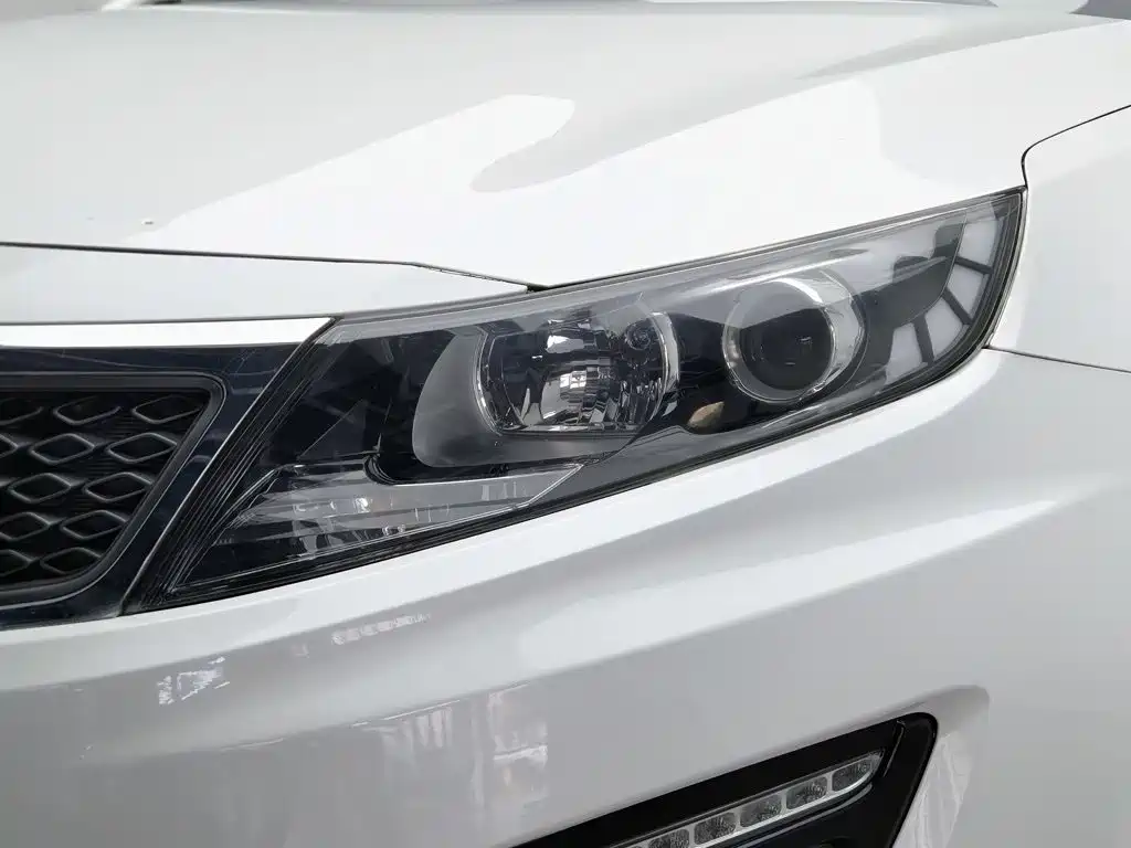 Kia K5 2013 2012 2.0L Automatic DLX