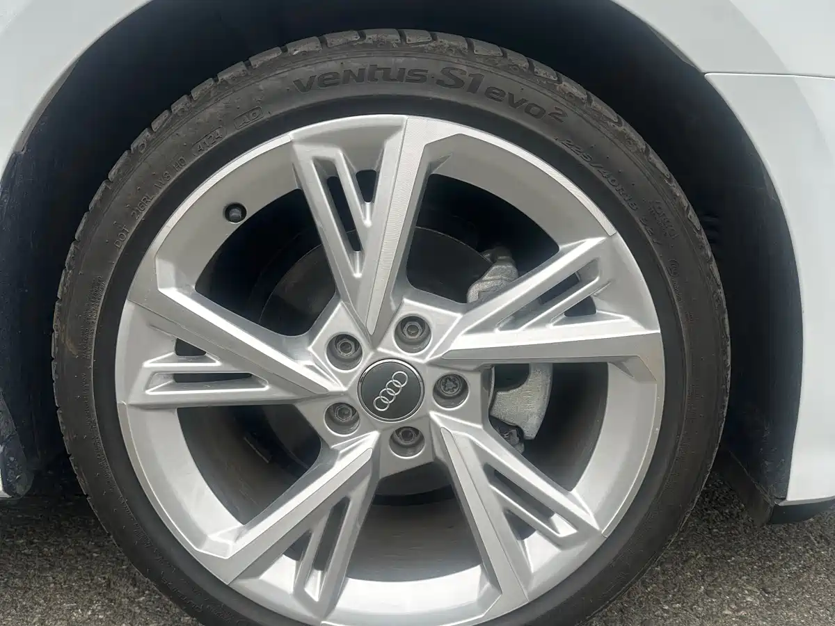 Фото 8 - Audi A3