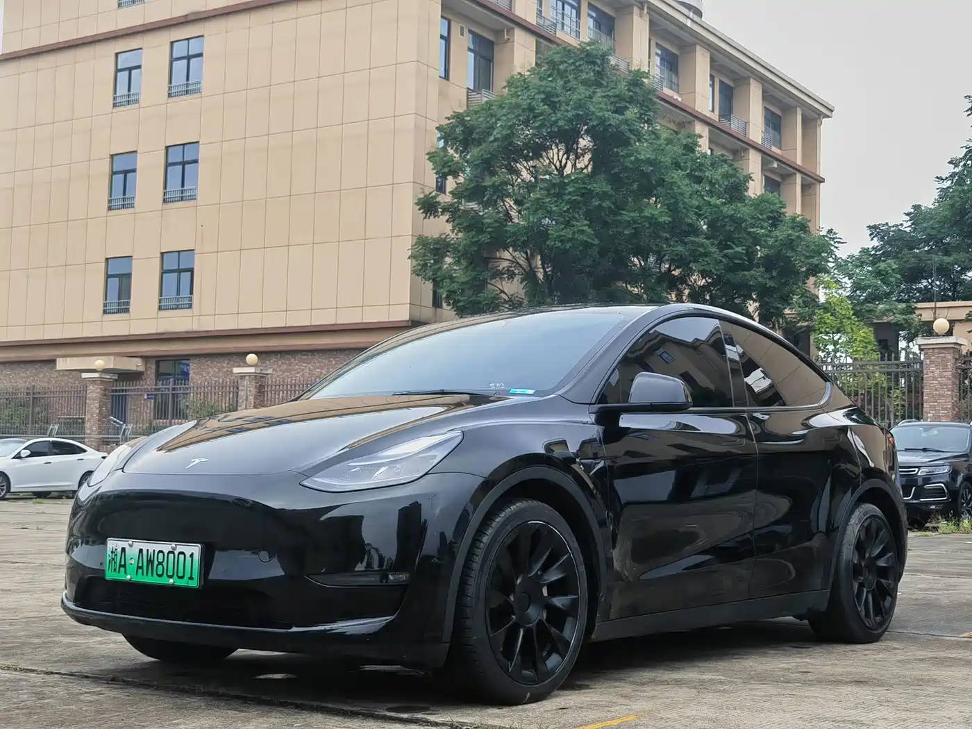 Tesla Model Y 2021