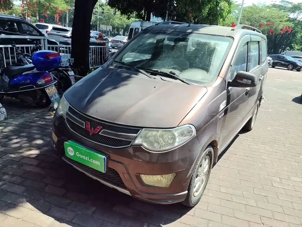 Wuling Motors Wuling Hongguang 2014 — пригон из Китая