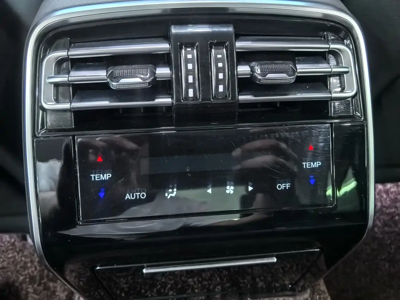 Hongqi H9 2020 2.0T Smart Connection Qi Xiang Edition фото 17