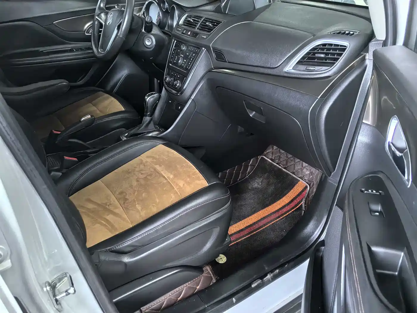 Фото 9 - Buick Encore
