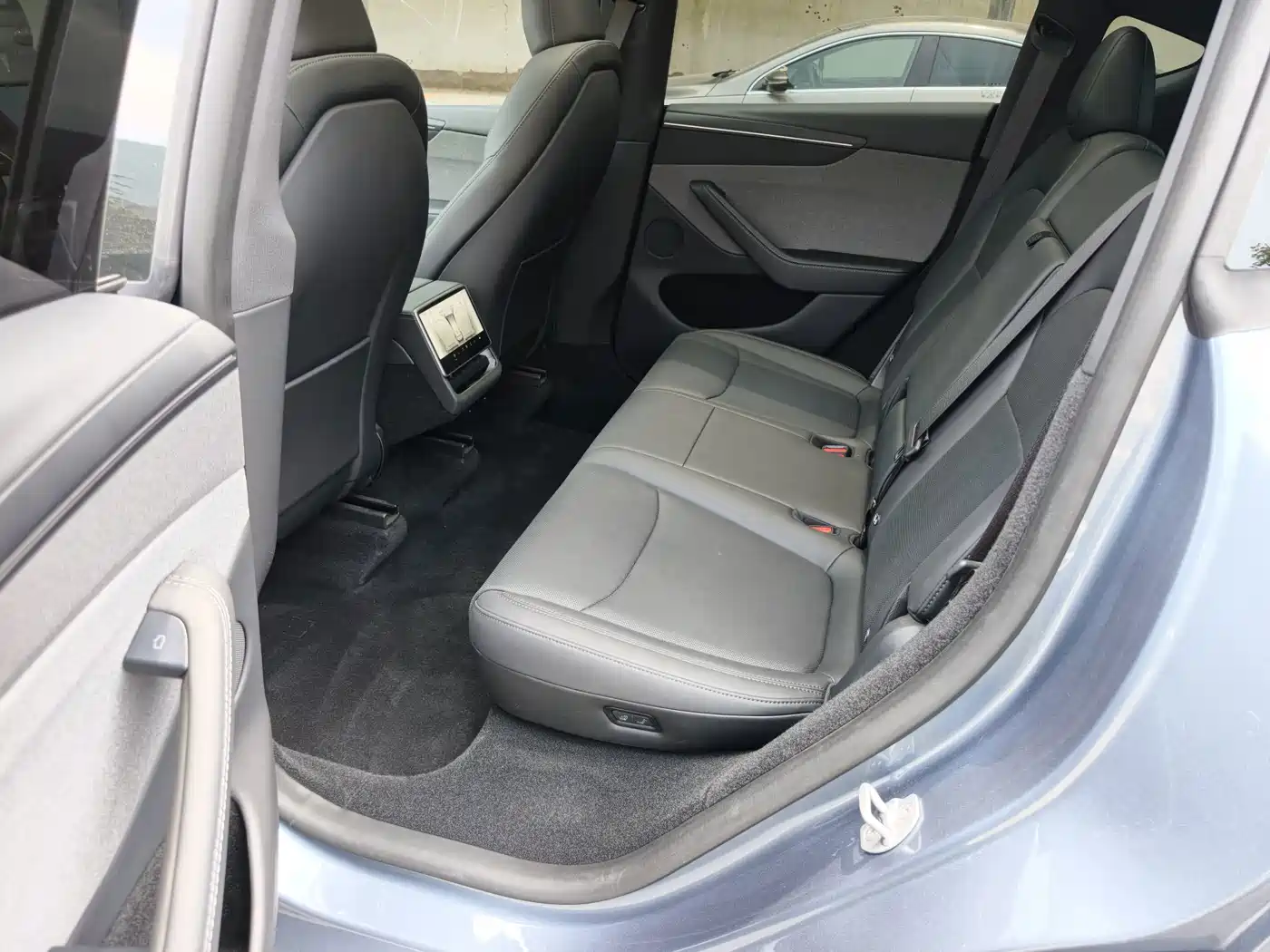 Tesla Model Y 2026 2026 Rear-Wheel Drive