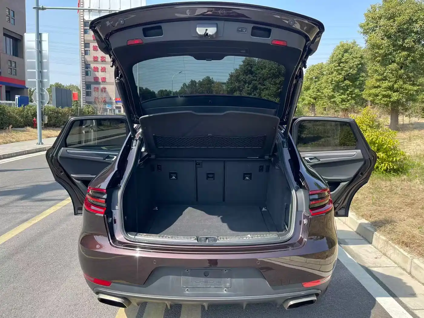 Porsche Macan 2017 Macan 2.0T фото 14