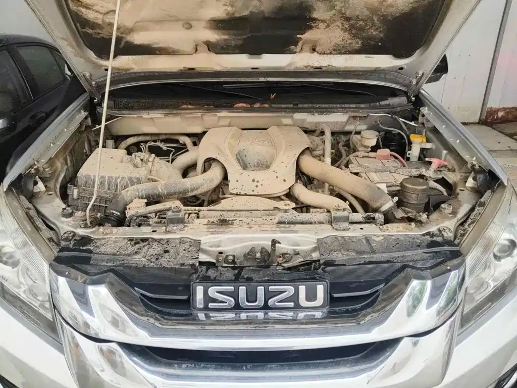Isuzu mu-X Ranger 2016 2015 2.5T 4WD Automatic Premium 7-Seater