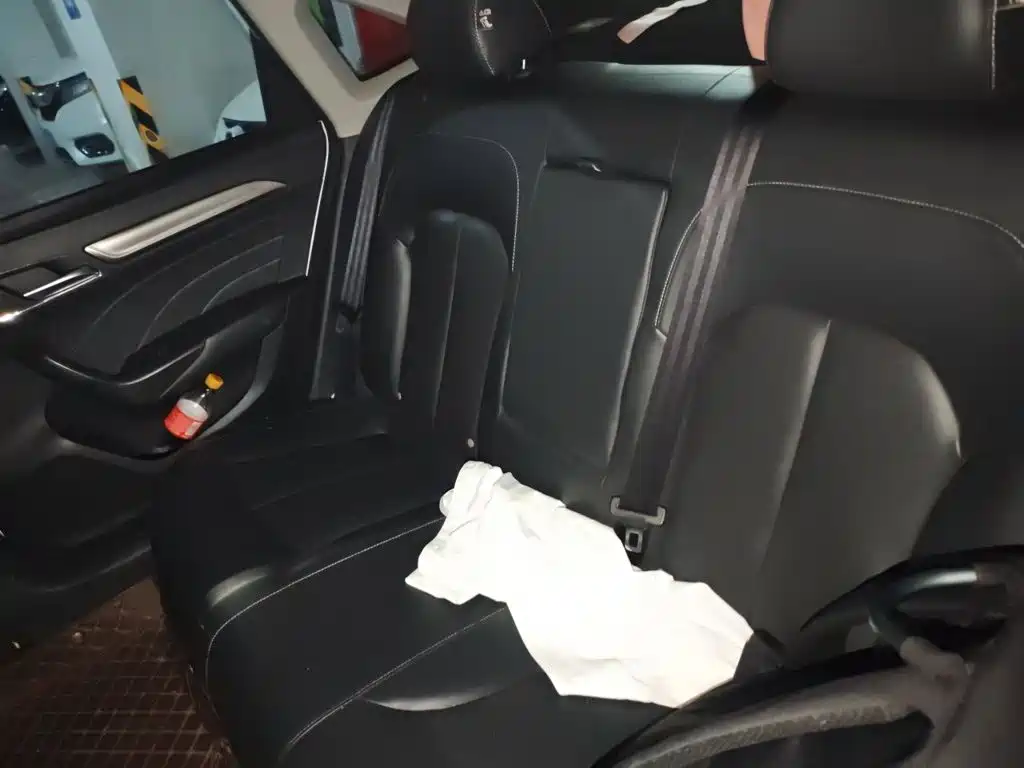 Roewe i6 2021 2020 PLUS 1.6L CVT 4G Connected Glory Flagship Edition