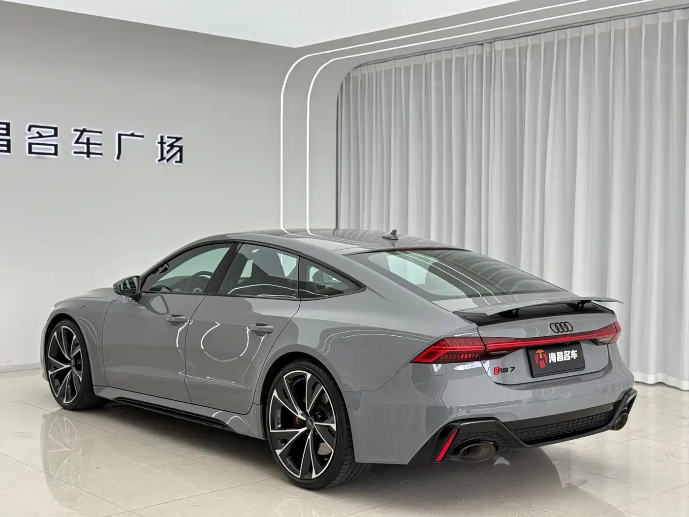 AUDI RS7
