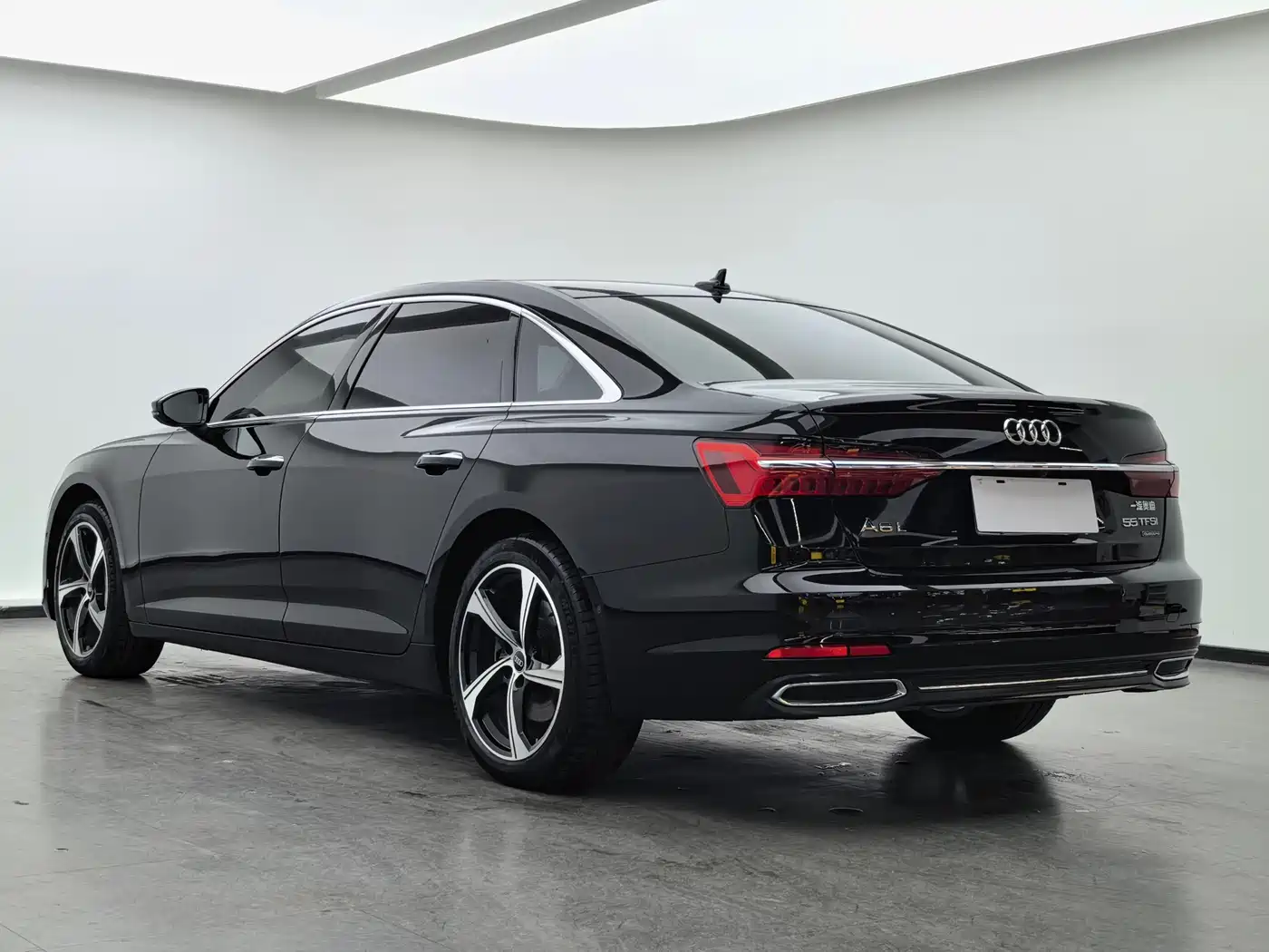 Audi A6L 2022 55 TFSI quattro Premium Elegance фото 4