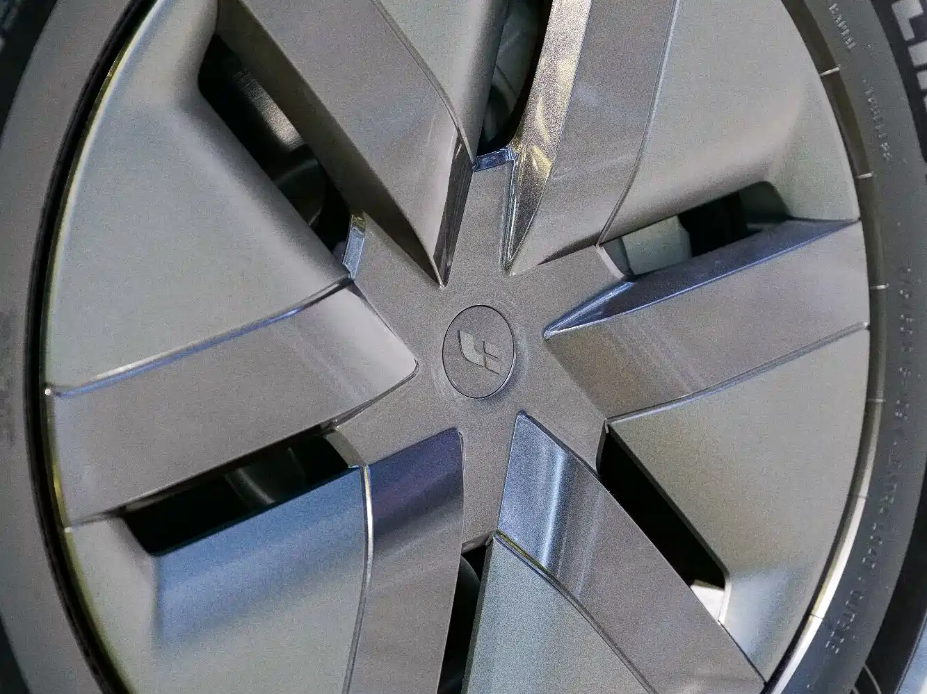 Li Auto MEGA 2024 2024 Ultra