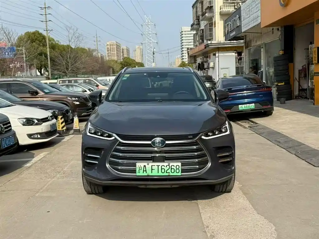 BYD Tang New Energy 2018 DM 2.0T AWD Smart Connection Enjoy Edition 7-Seater China V фото 2