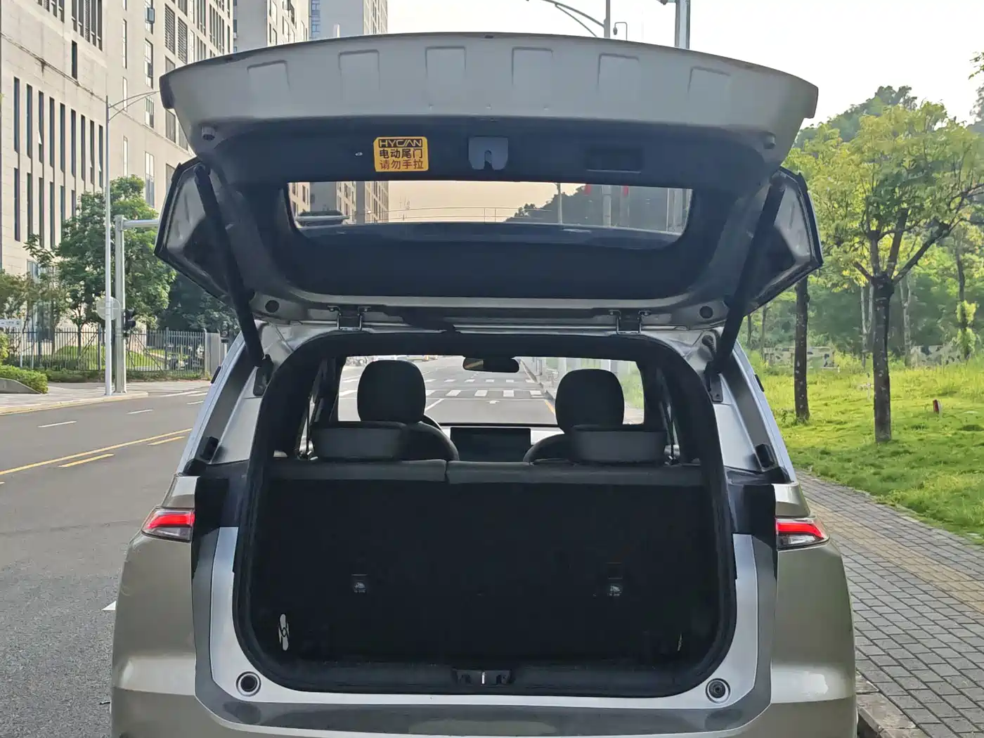 Hycan Auto Hycan Z03 2023 2022 Model 620km Trendy Smart Edition 160kW 76.8kWh
