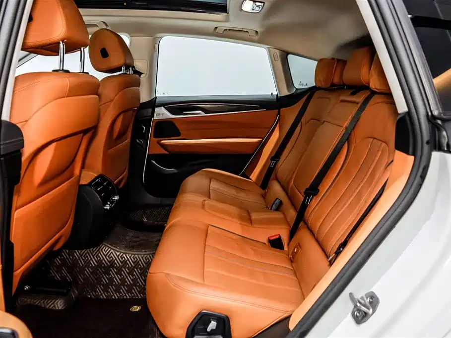 BMW 6 Series GT 2022 Model 630i Luxury Design Package фото 10