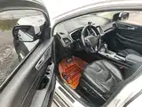 Фото 16 - Ford Edge