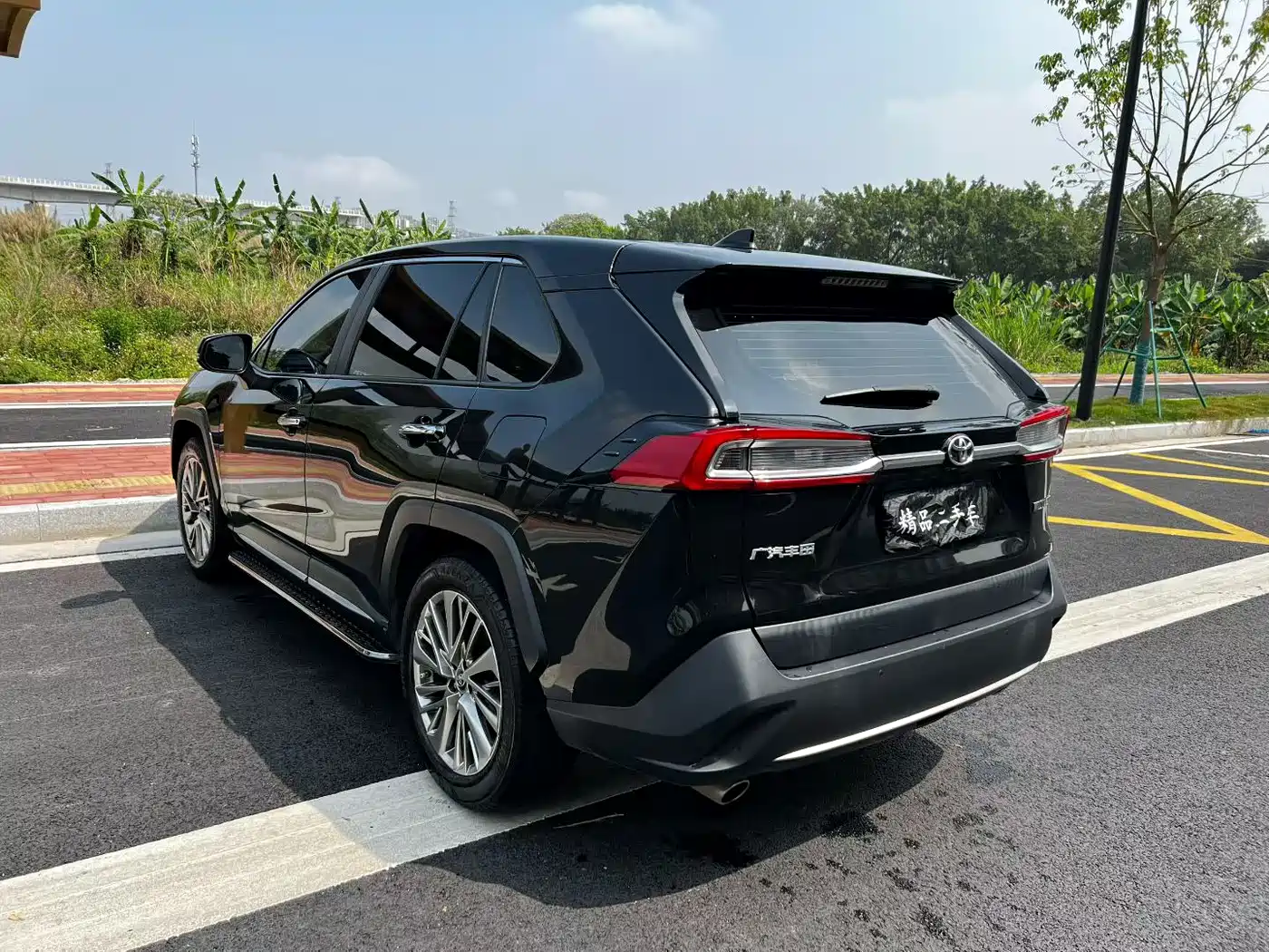 Toyota Wildlander 2020 2.0L CVT 2WD Premium фото 7