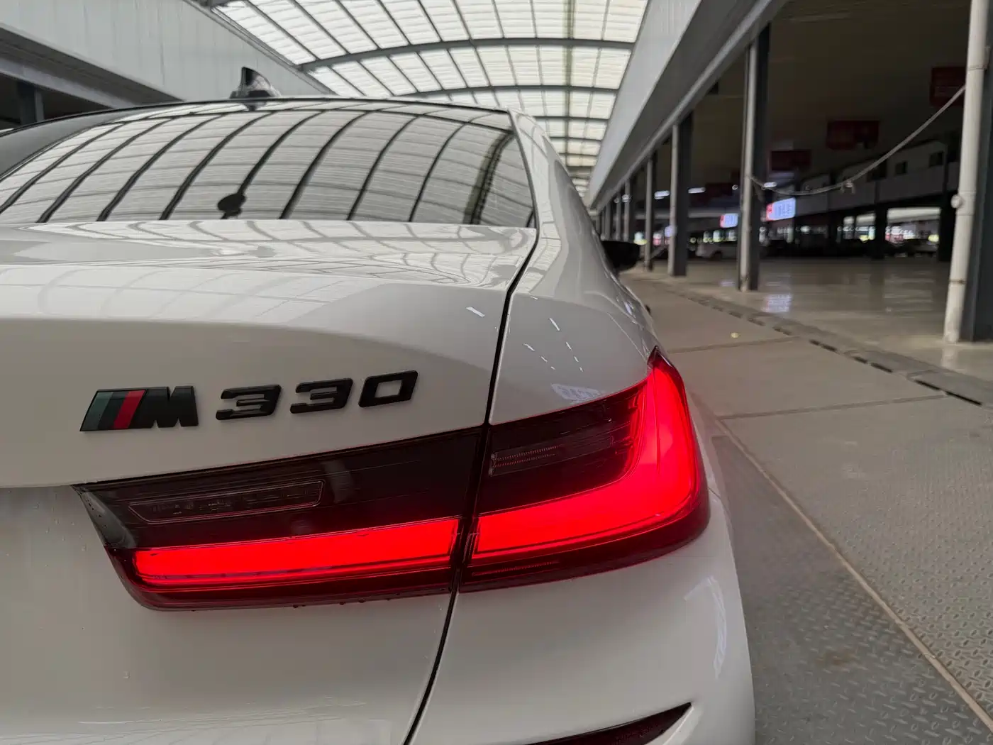 BMW 3 Series 2021 Facelift 325i M Sport Shadow Edition фото 12