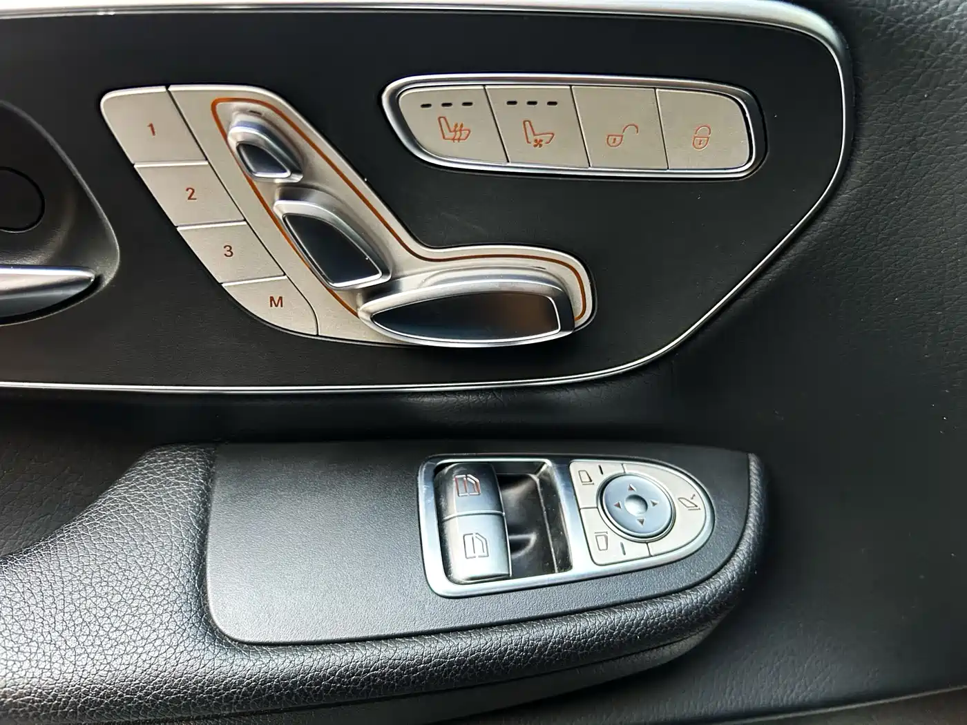 Mercedes-Benz V-Class 2021 V 260 Pilot Edition фото 5