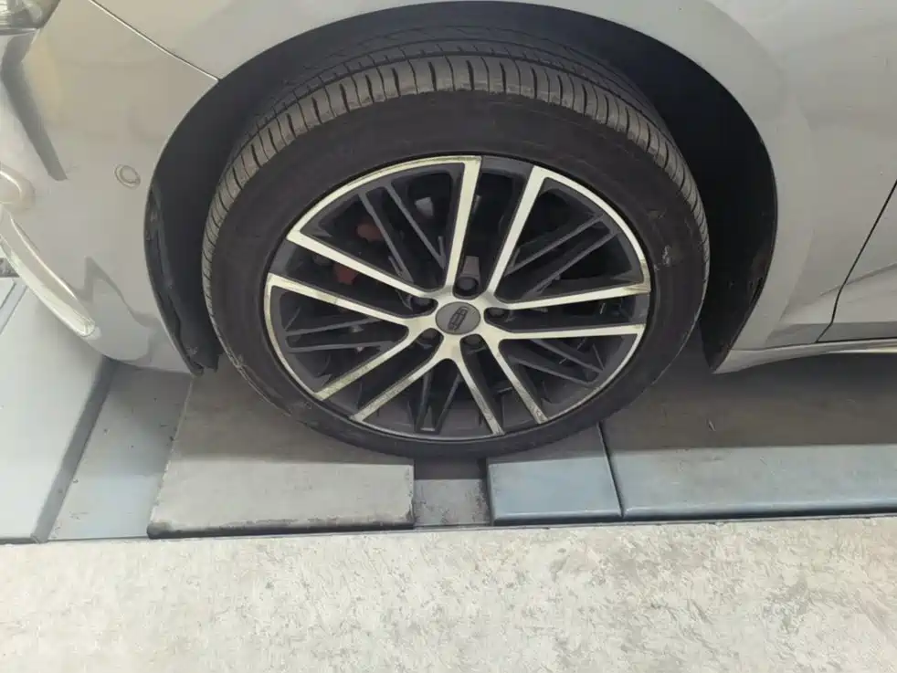 Geely Preface 2021 2021 Facelift 2.0TD Premium Model