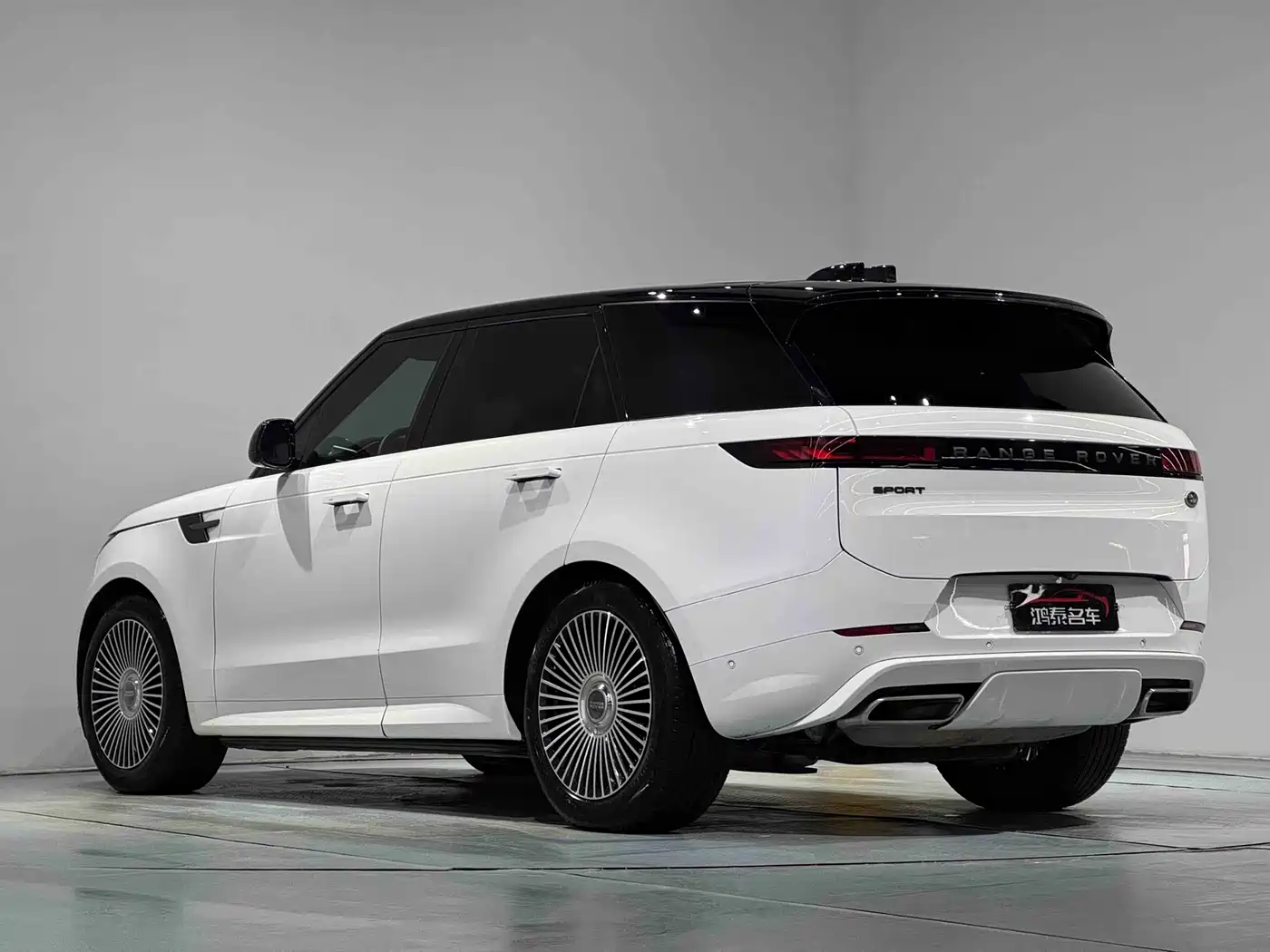 Land Rover Range Rover Sport 2023 400PS Dynamic SE фото 18