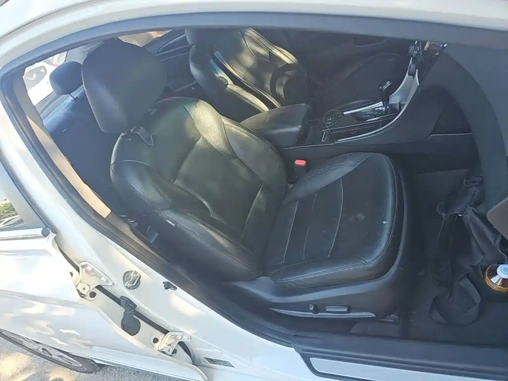 Фото 25 - Hyundai Sonata