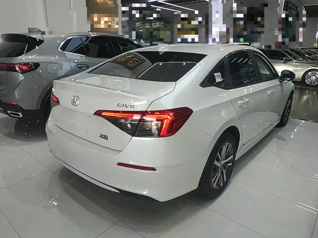 Photo 7 - Honda Civic