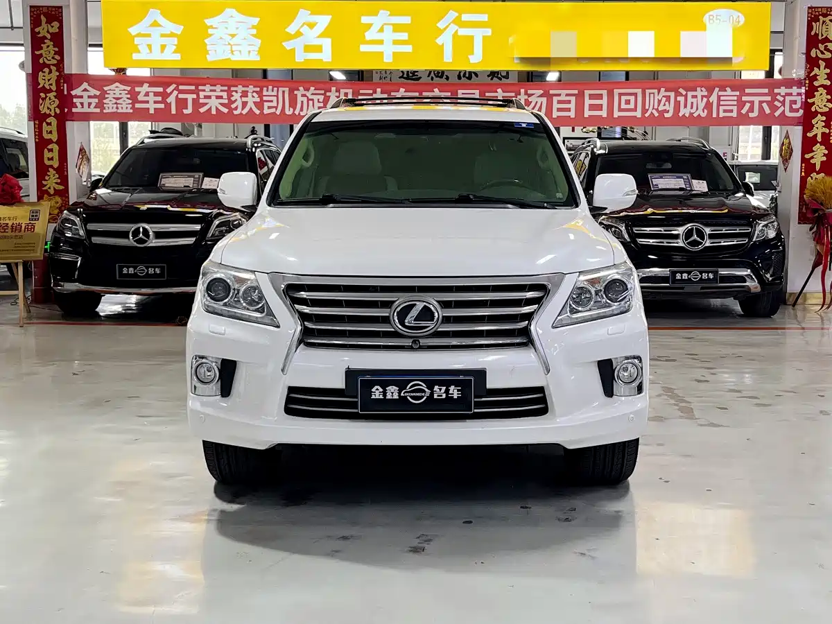 Lexus LX 2012 Model 570 фото 2