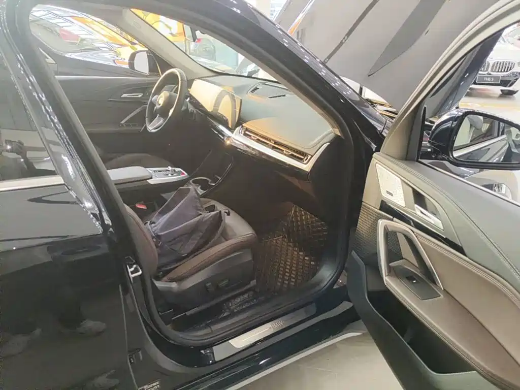 BMW X1 2025 2024 sDrive25Li X Design Package