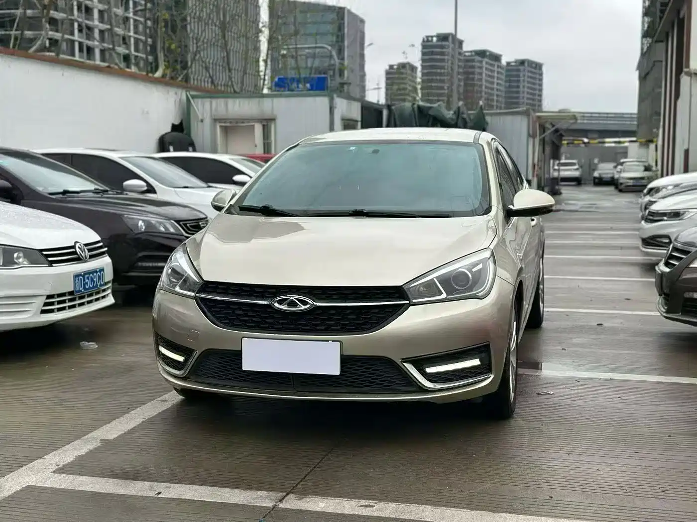Фото 1 - Chery Arrizo 5