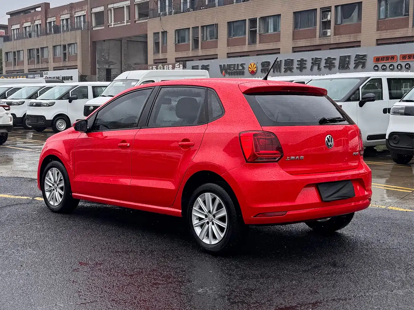 Volkswagen Polo 2014 1.4L Automatic Comfort Edition фото 6