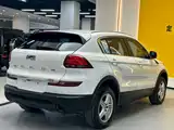 Photo 7 - Qoros 5