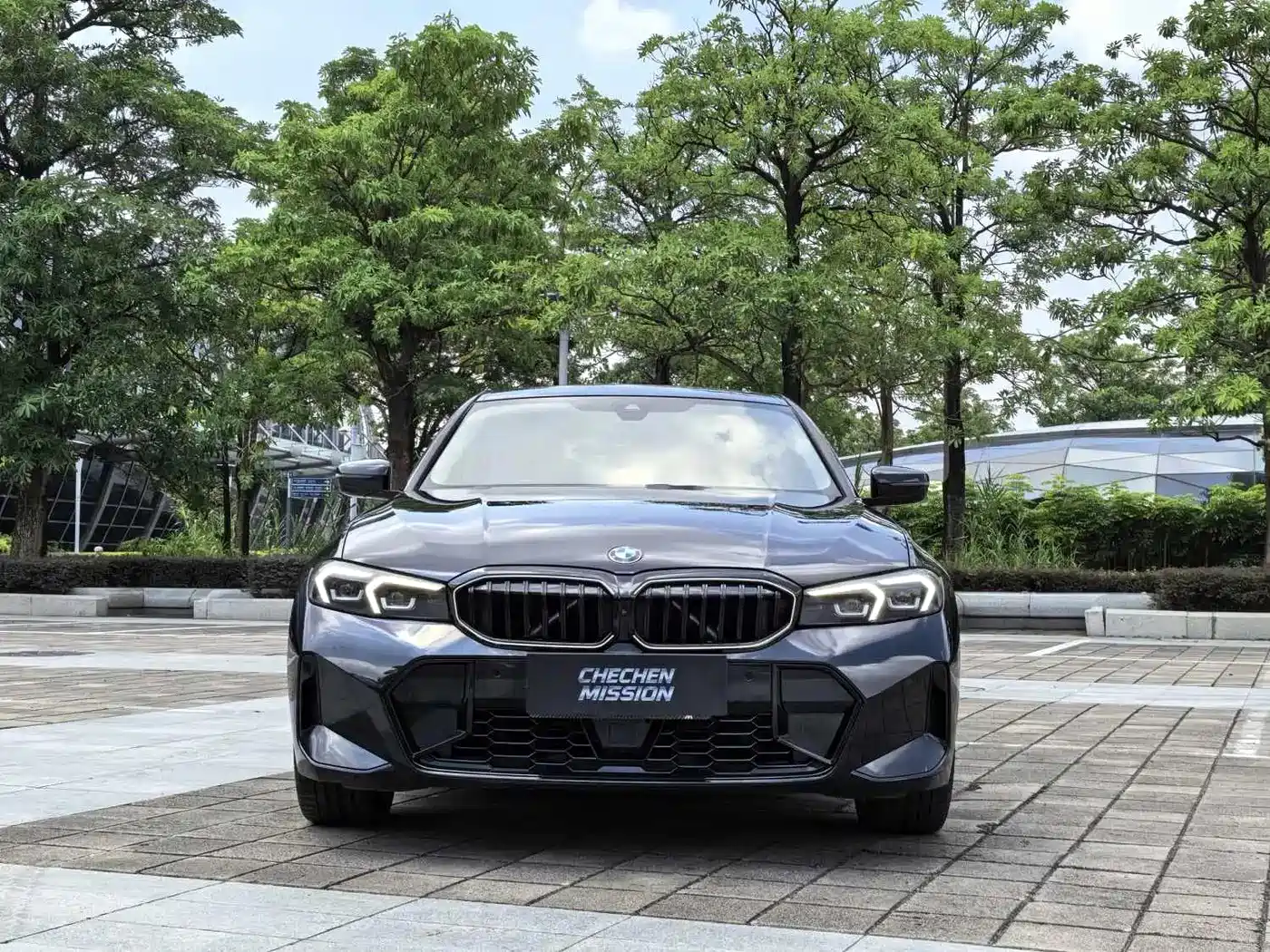 BMW 3 Series 2026 2025 330Li M Sport Night Edition