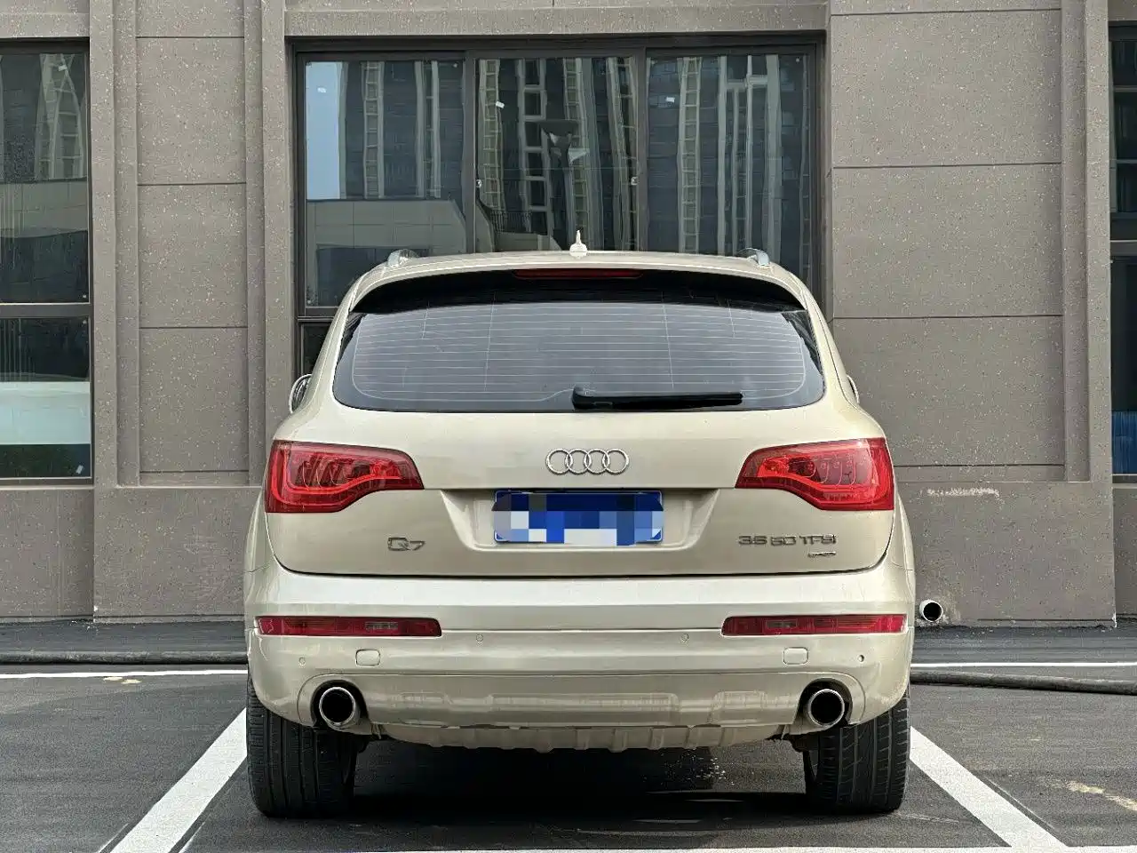 Фото 8 - Audi Q7