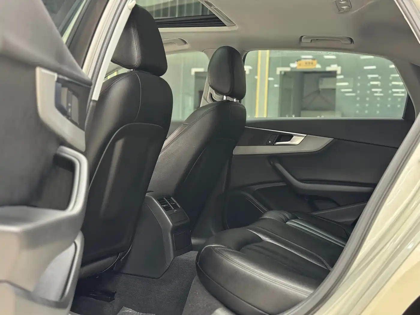 Audi A4L 2018 30th Anniversary 40 TFSI Progressive фото 6